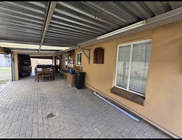 3 BEDROOM TOWNHOUSE FOR SALE IN VAALPARK